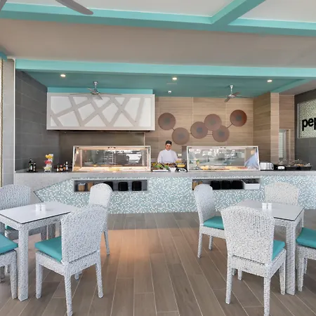 Riu Palace Palmeras מלון